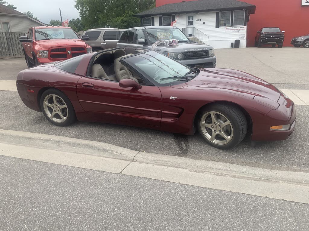 Chevrolet Corvette Coupe RWD 2003