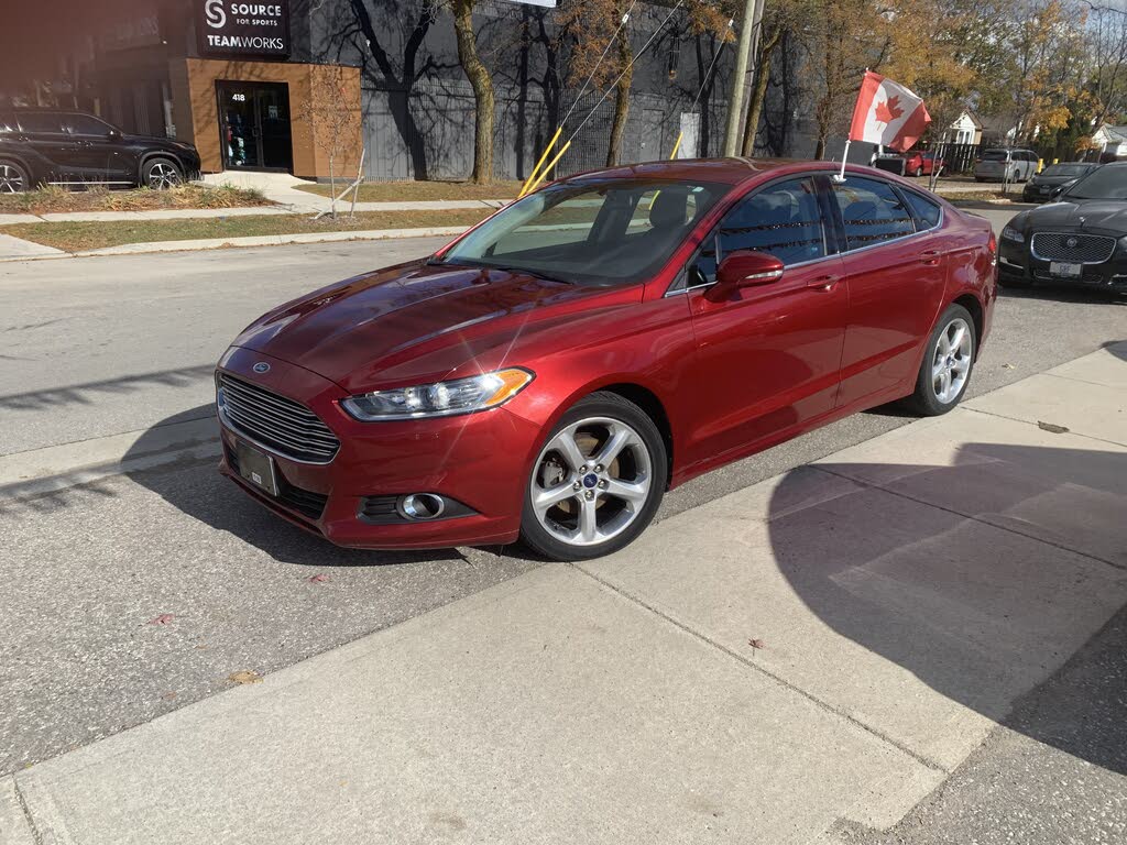 2015 Ford Fusion SE