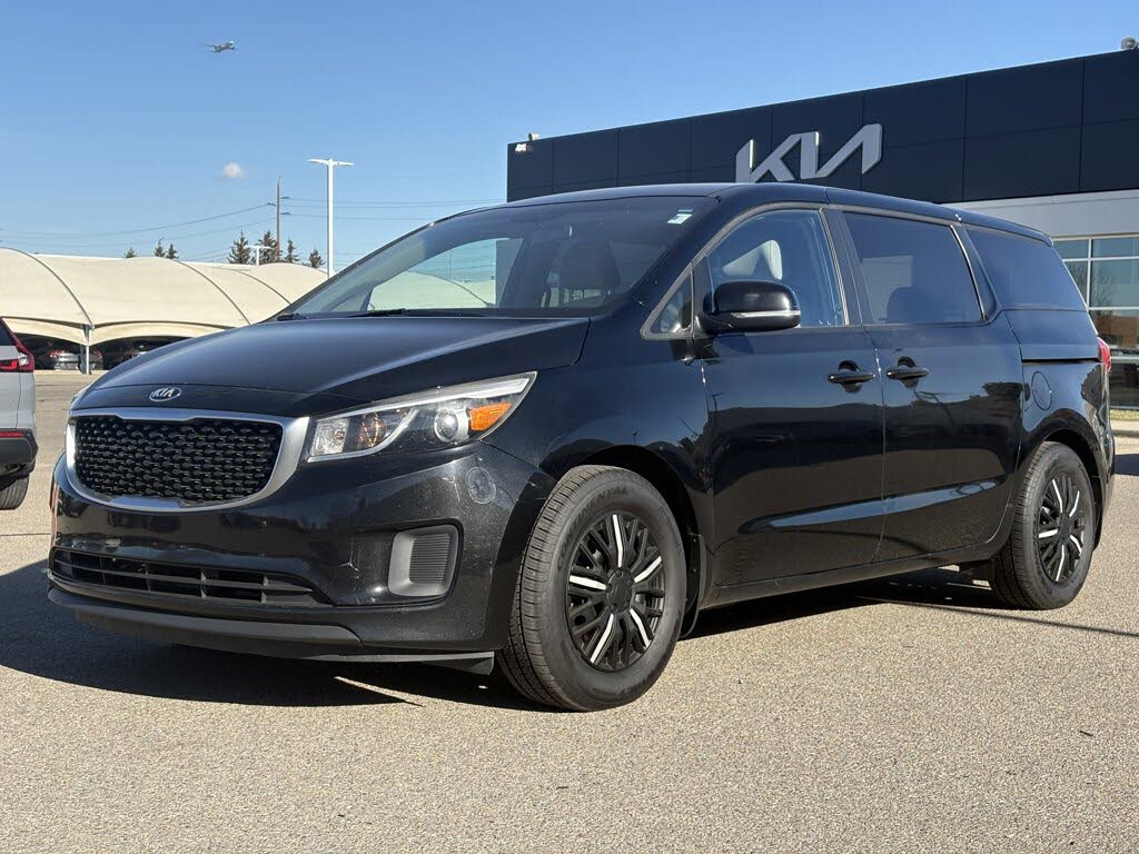 2015 Kia Sedona L