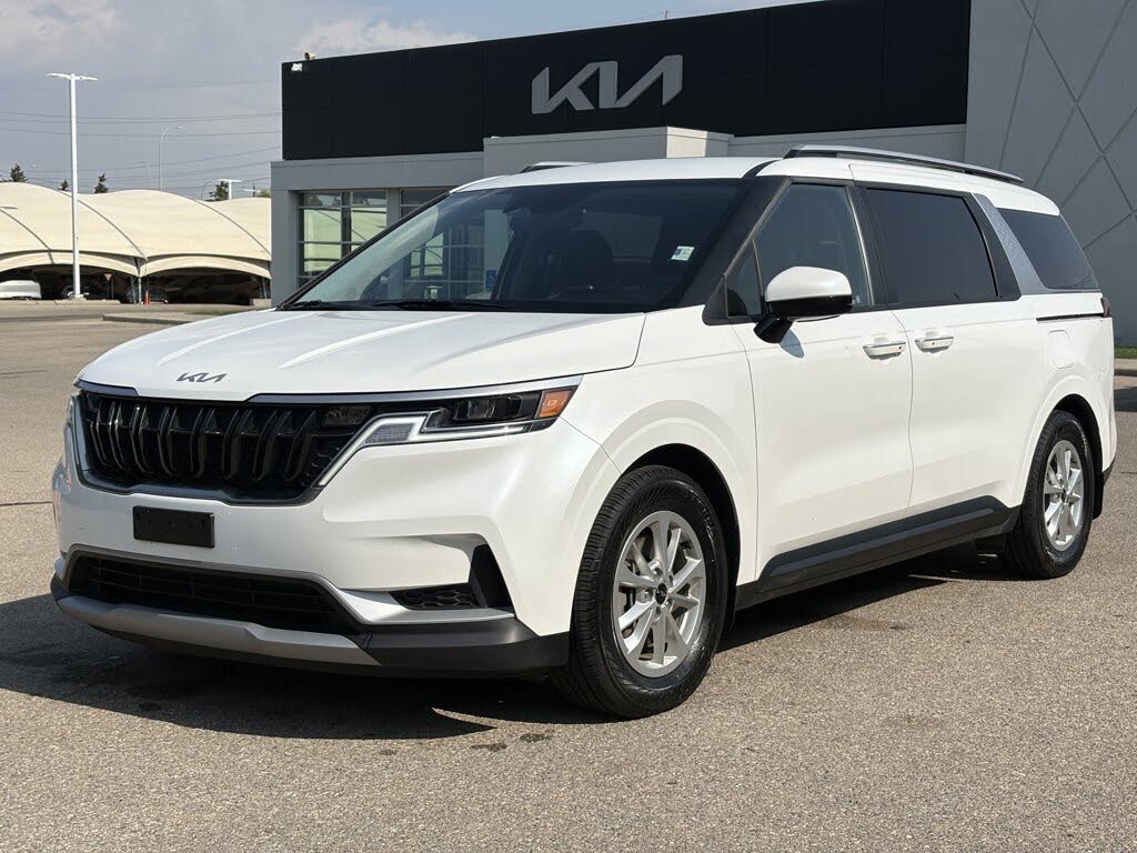 2024 Kia Carnival LX+ FWD