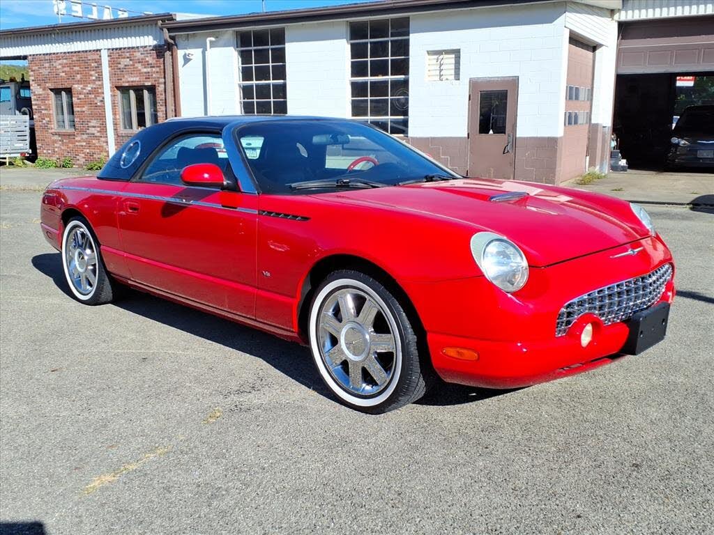 2004 Ford Thunderbird Deluxe RWD