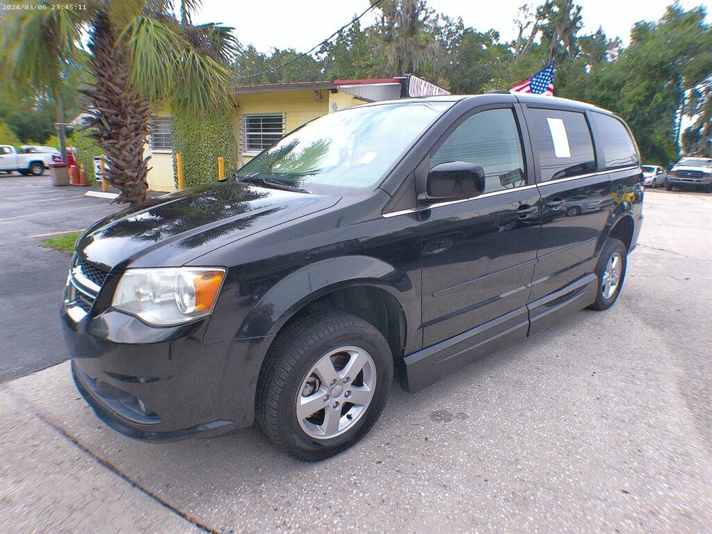 2011 Dodge Grand Caravan Crew FWD