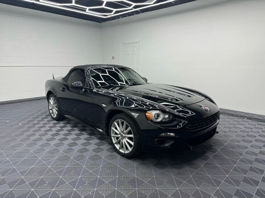 2019 FIAT 124 Spider Classica