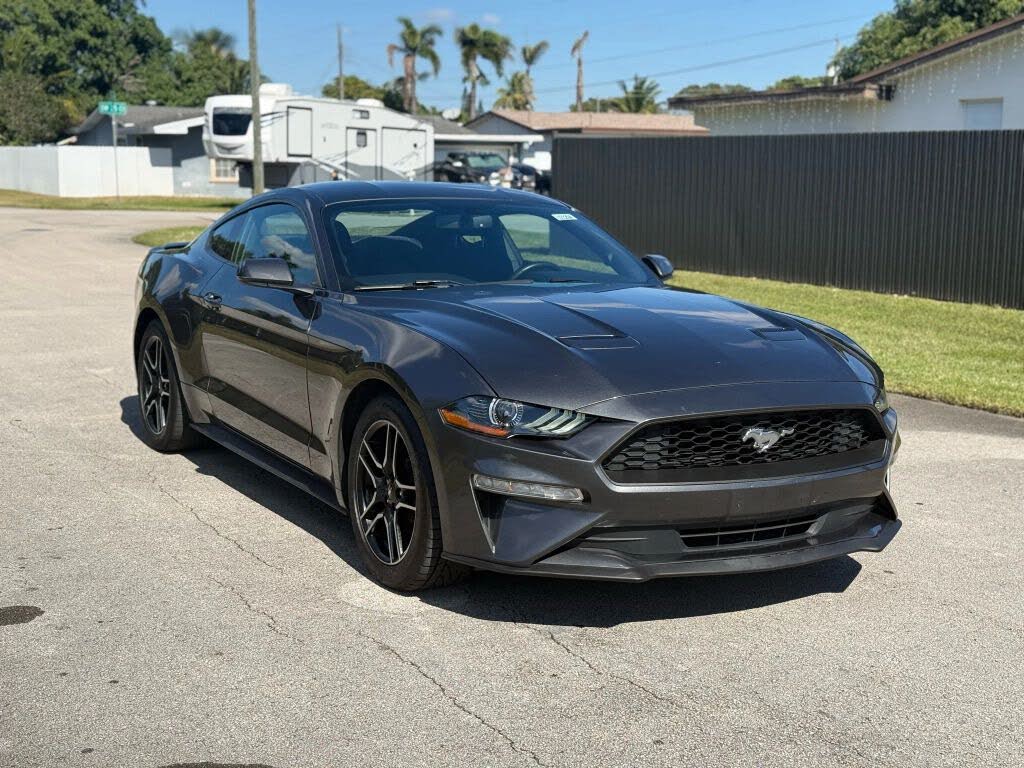 2019 Ford Mustang EcoBoost Coupe RWD