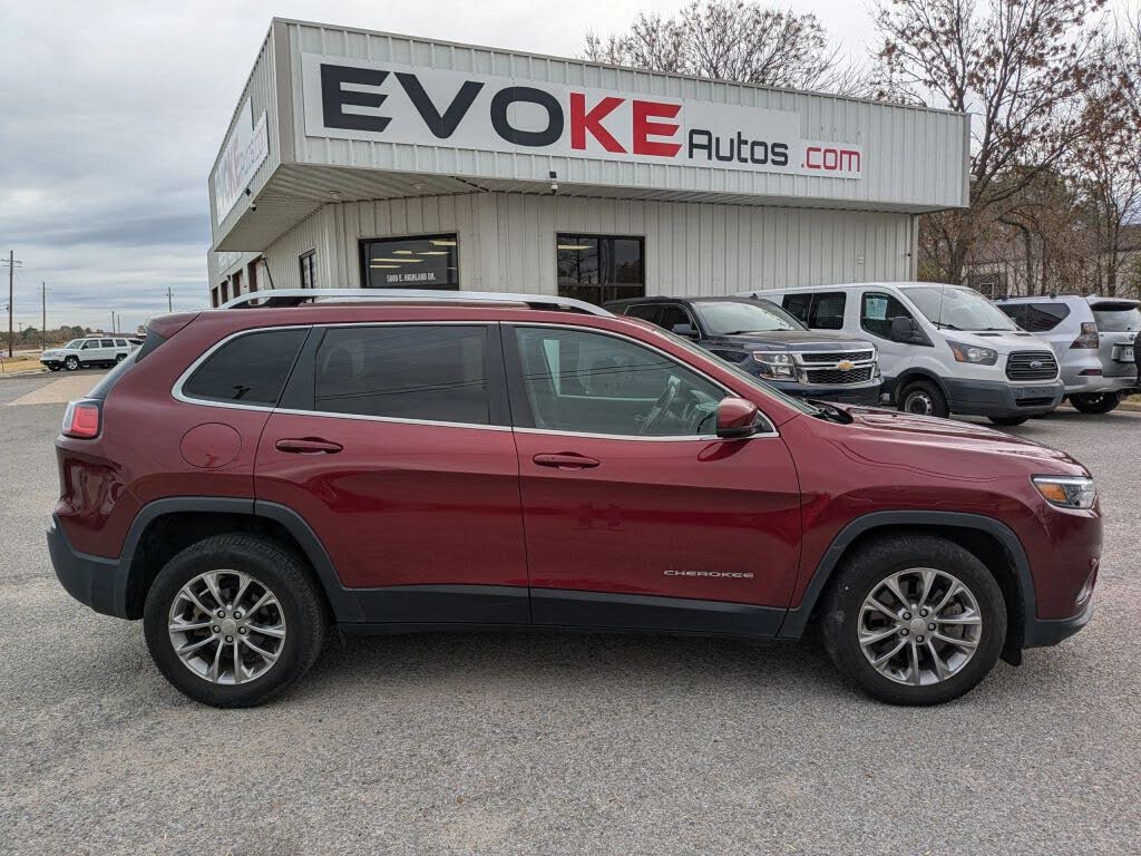 2020 Jeep Cherokee Latitude Plus FWD