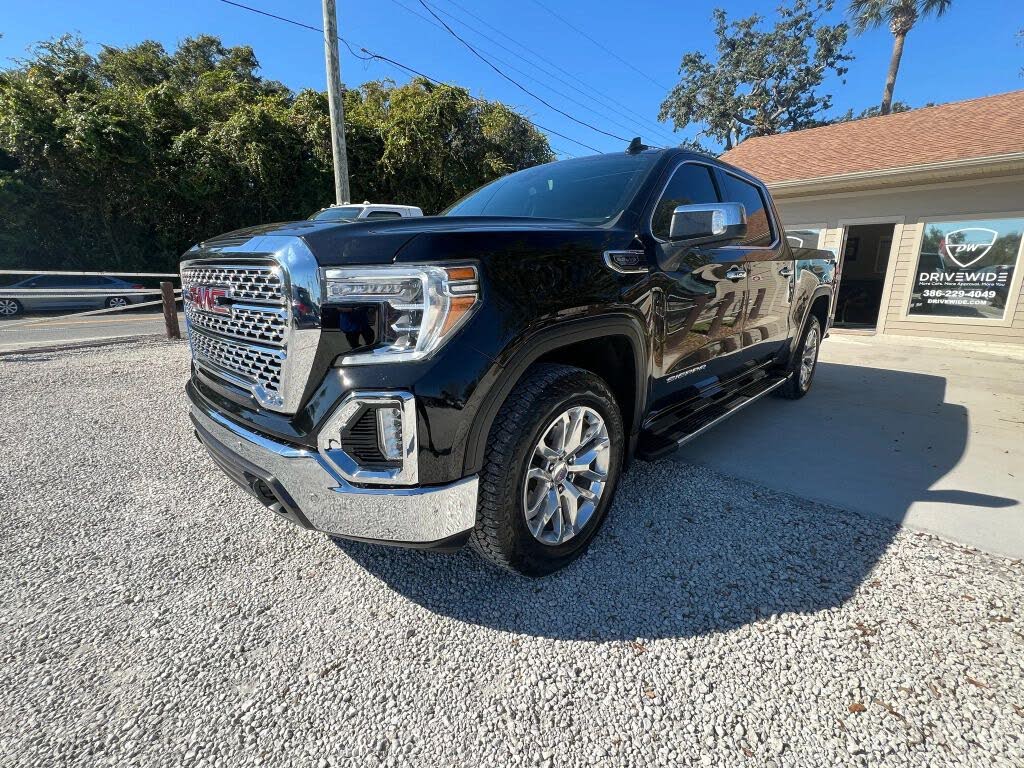 2021 GMC Sierra 1500 SLT Crew Cab 4WD
