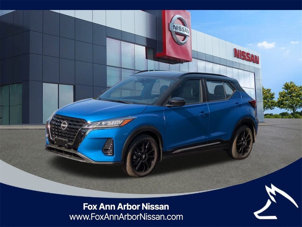 2023 Nissan Kicks SR FWD
