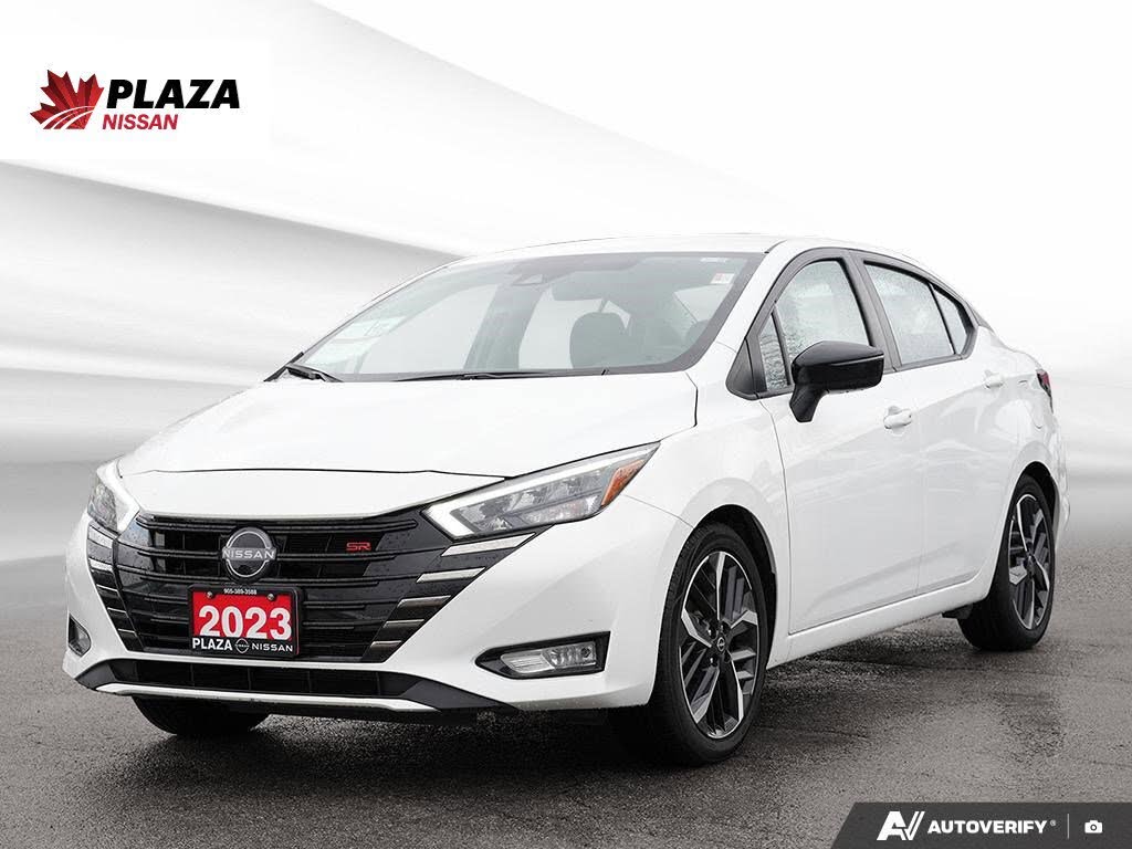 2023 Nissan Versa SR FWD