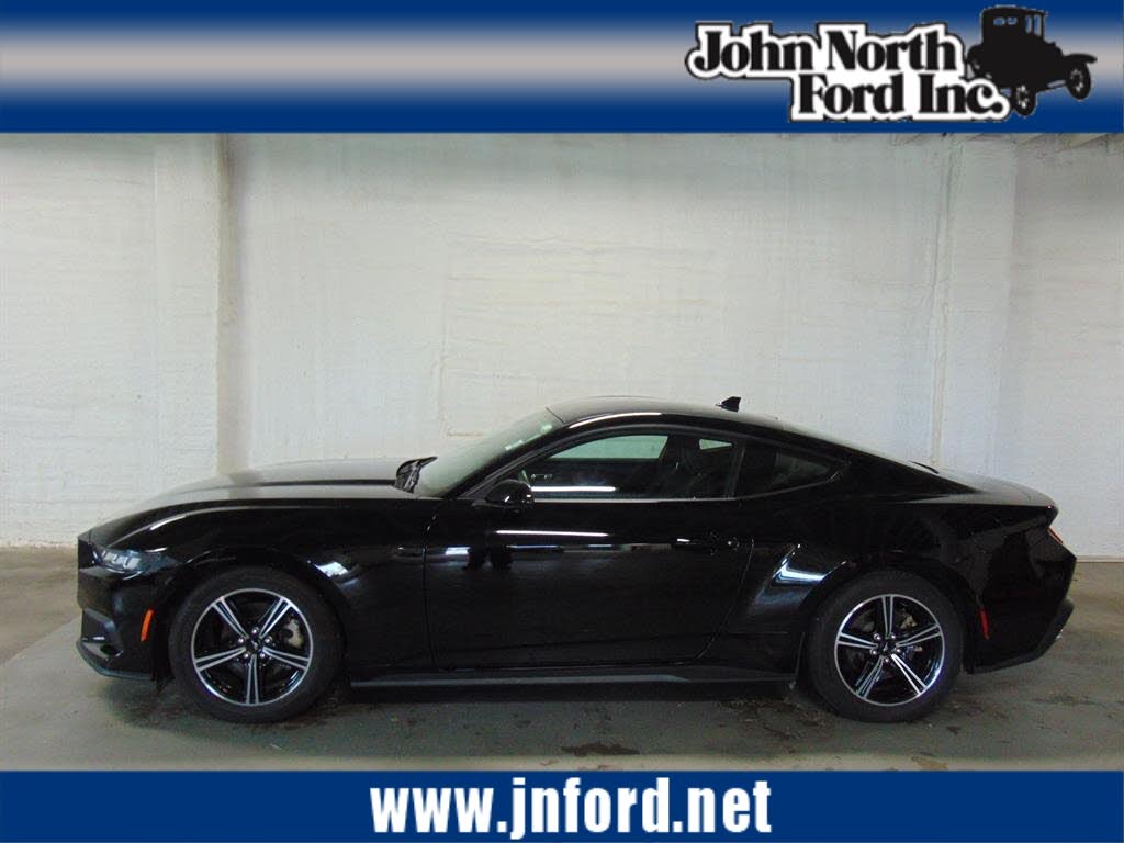 2024 Ford Mustang EcoBoost Fastback RWD