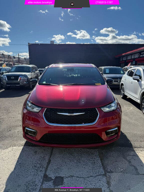 2025 Chrysler Pacifica Select FWD