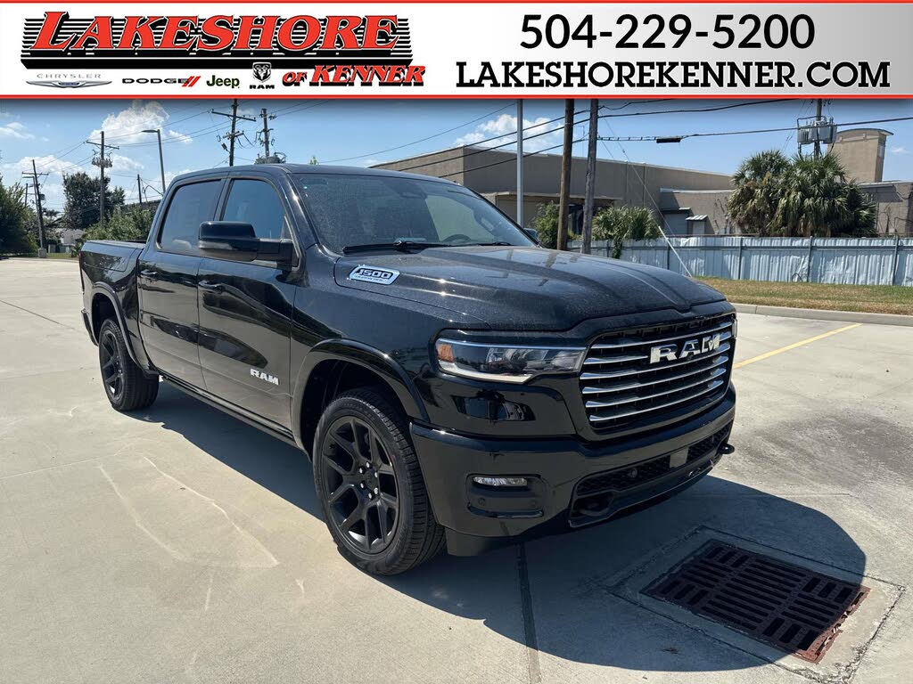 2026 RAM 1500 Laramie Crew Cab 4WD