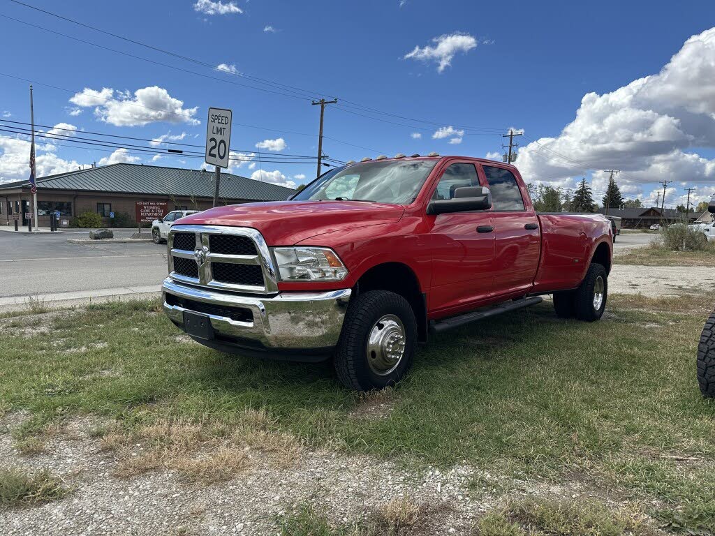2017 RAM 3500 Tradesman Crew Cab LB DRW 4WD