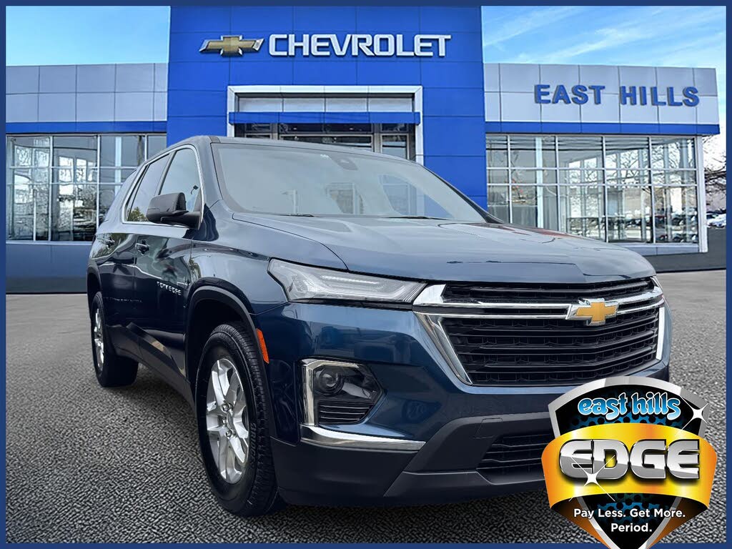 2022 Chevrolet Traverse LS FWD