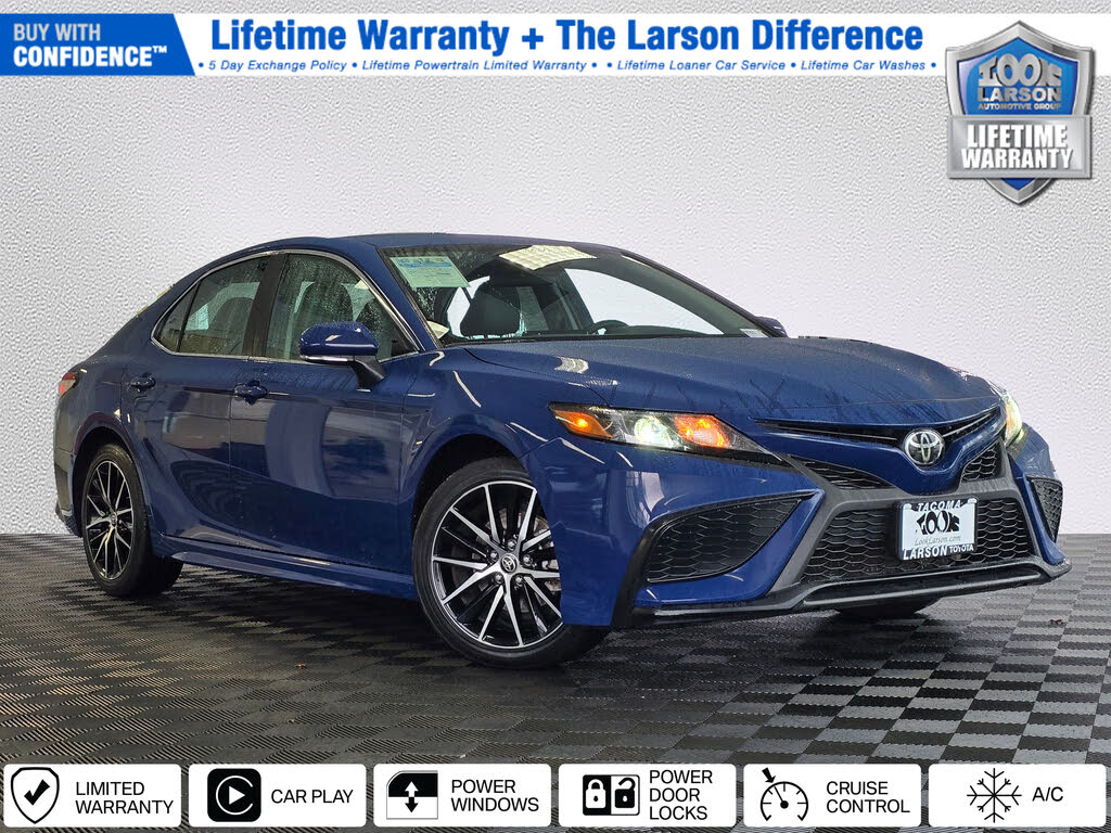 2024 Toyota Camry SE FWD