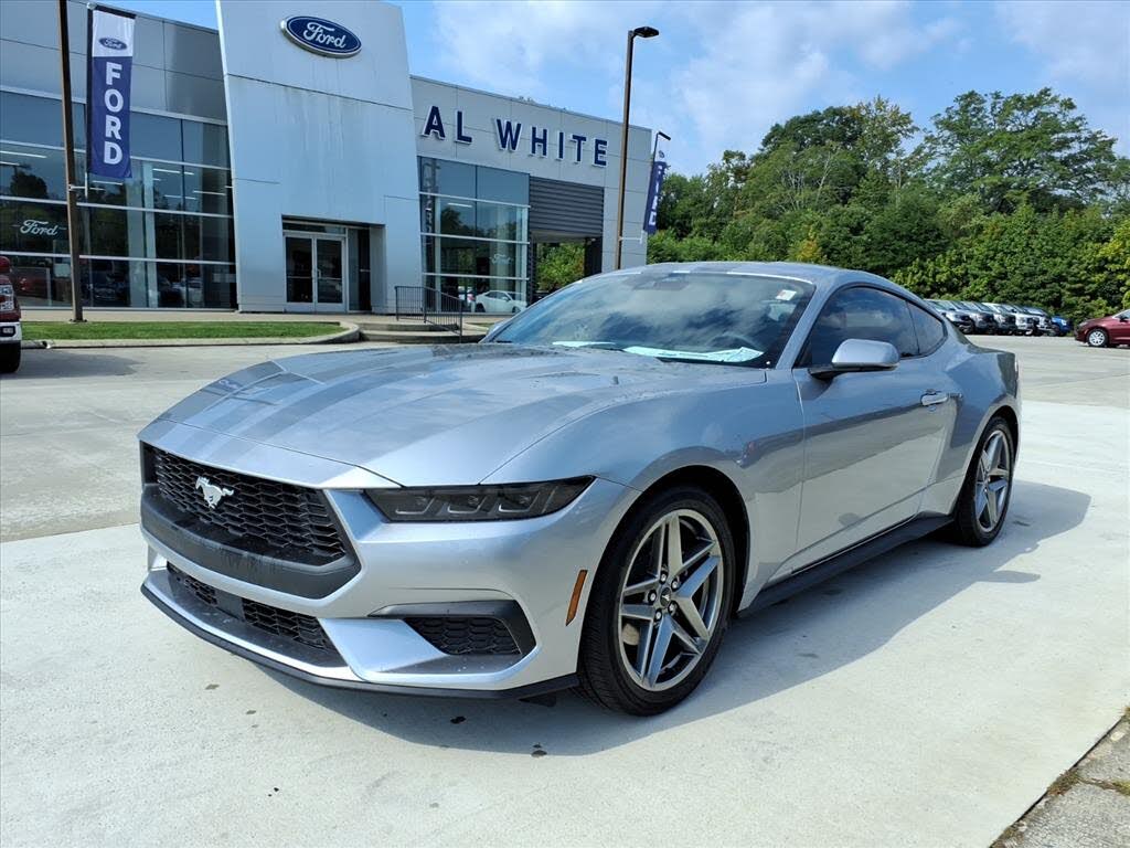 2025 Ford Mustang EcoBoost Fastback RWD