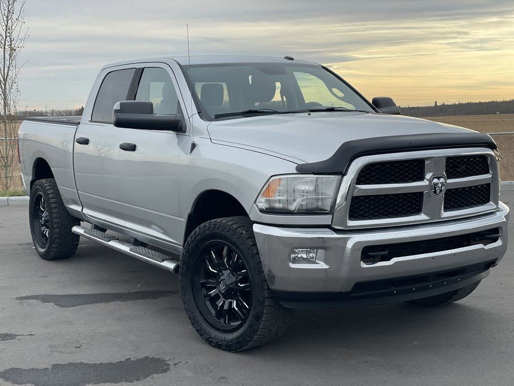 2015 RAM 3500 SLT Crew Cab 4WD