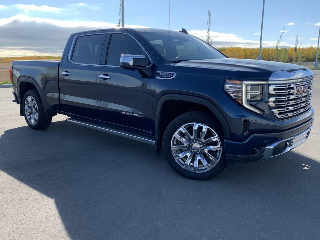 2023 GMC Sierra 1500 Denali Crew Cab 4WD