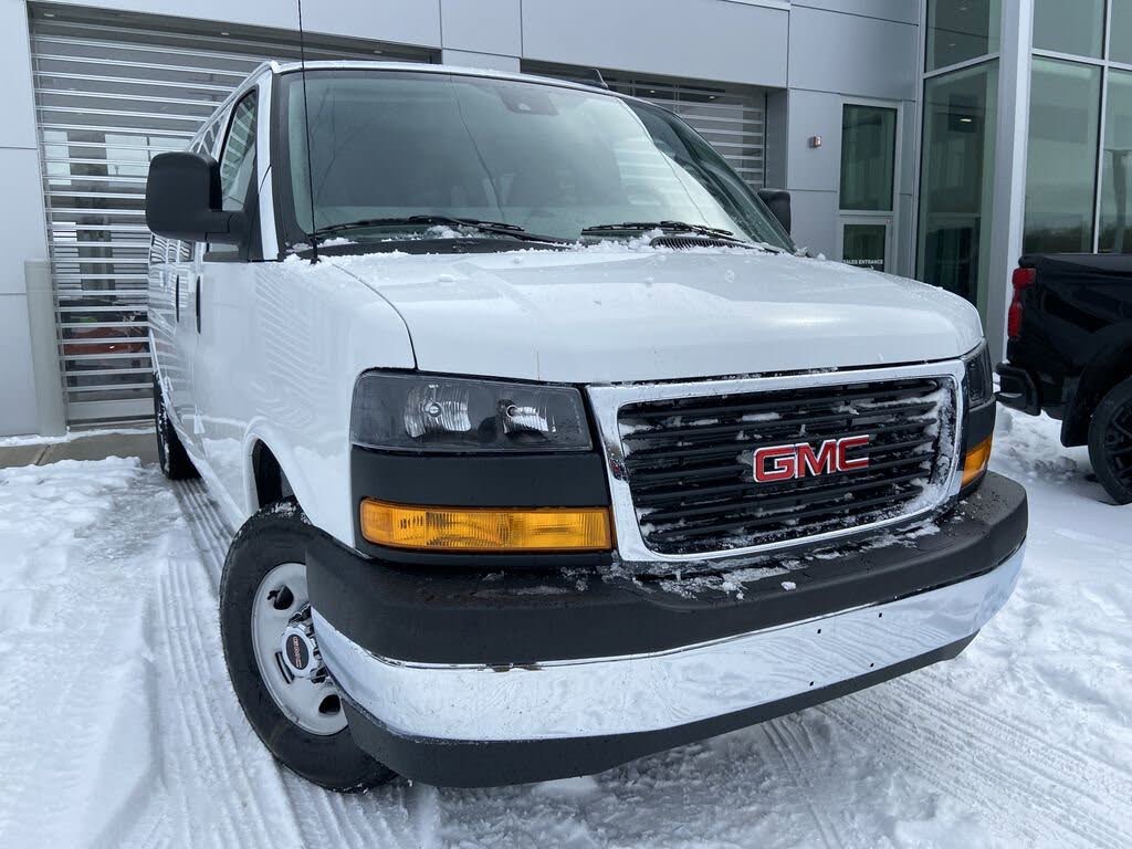 2025 GMC Savana LT 3500 RWD