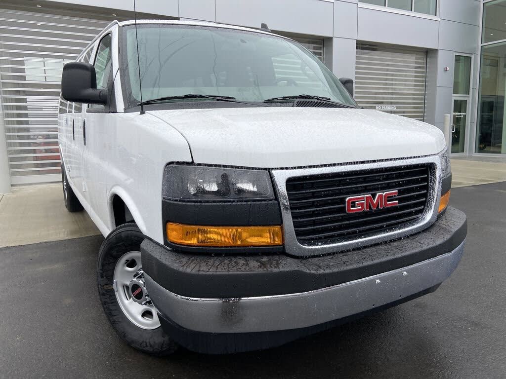 2025 GMC Savana LS 3500 RWD