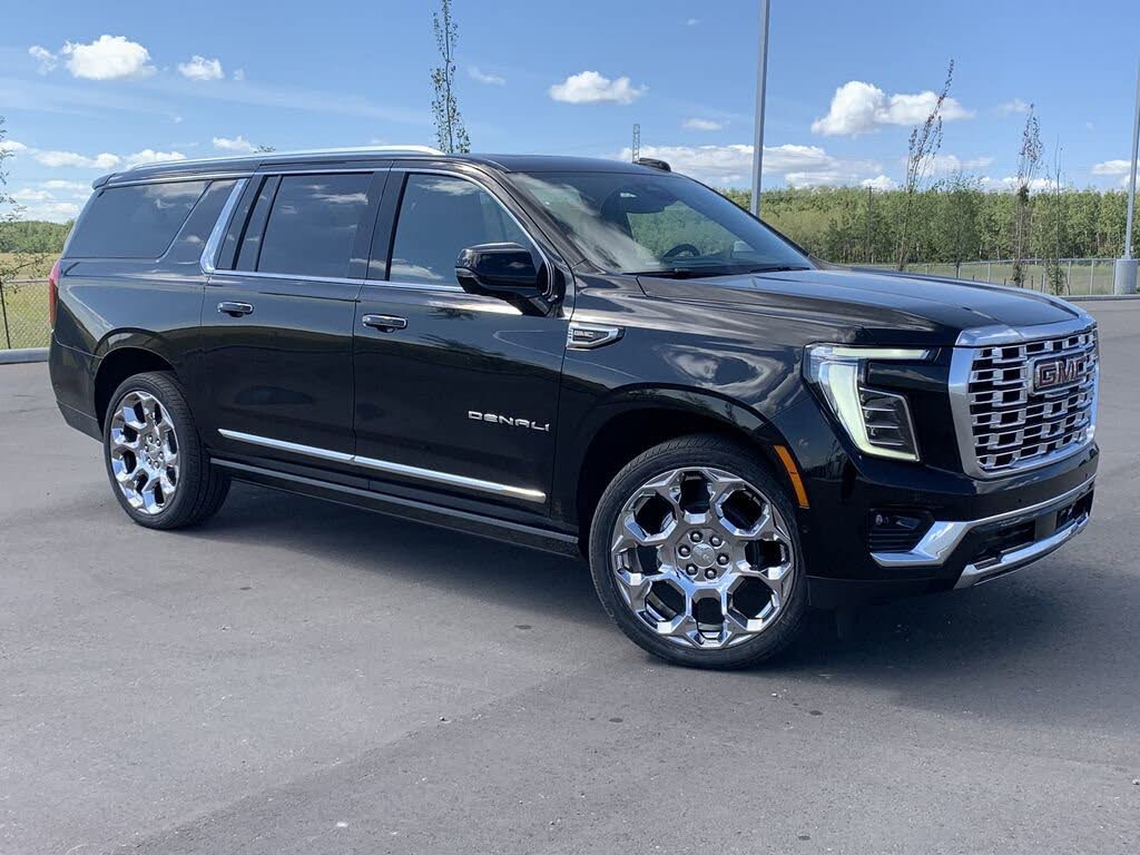 2025 GMC Yukon XL Denali 4WD