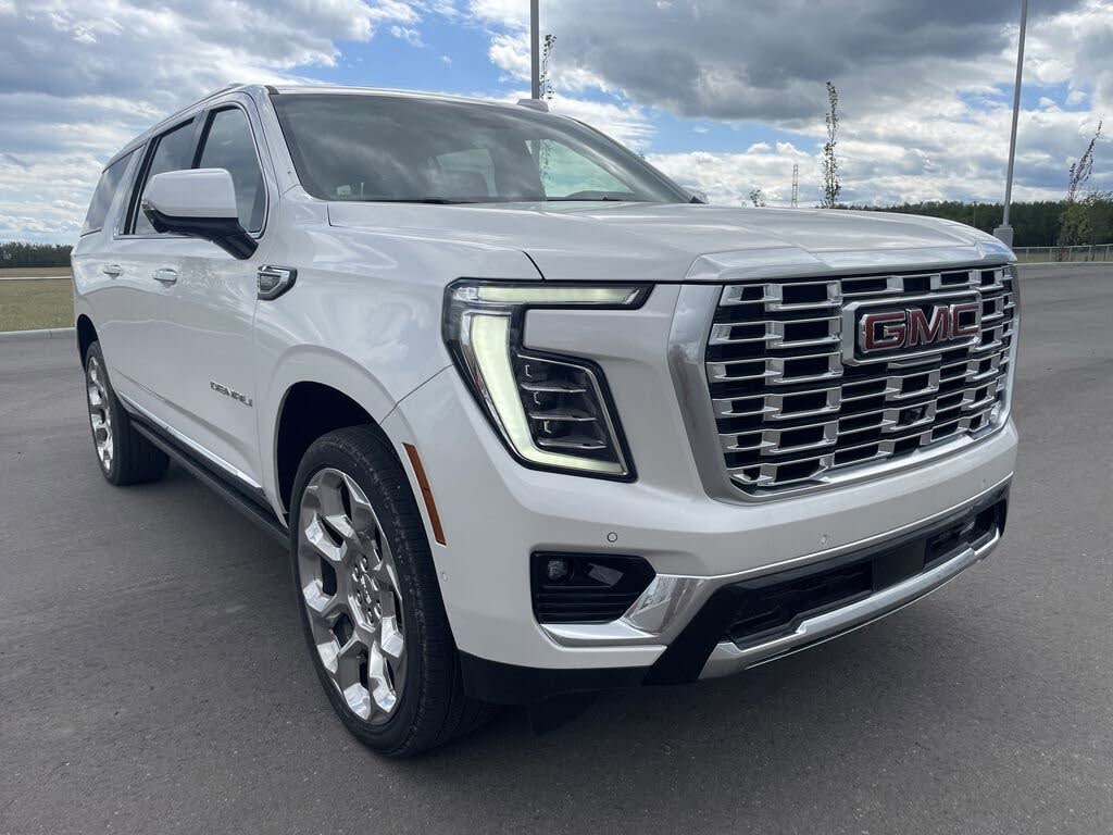 2025 GMC Yukon XL Denali 4WD
