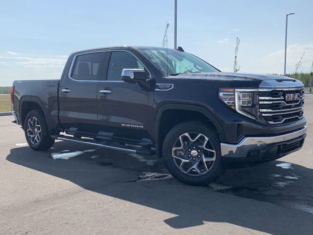 2026 GMC Sierra 1500 SLT Crew Cab 4WD