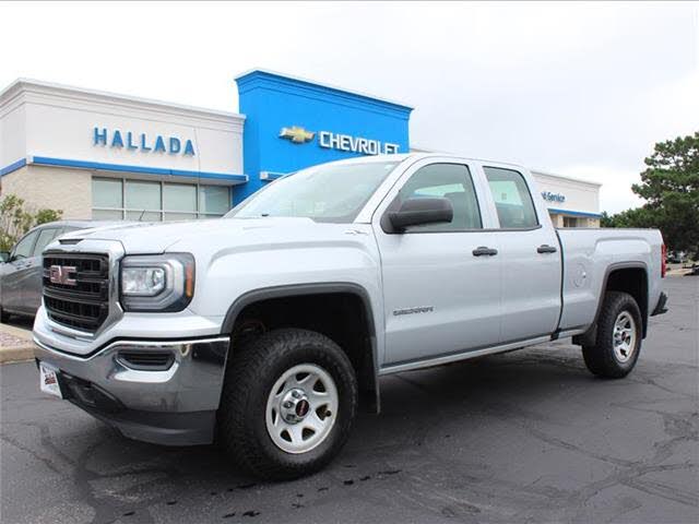 2017 GMC Sierra 1500 Base Double Cab 4WD