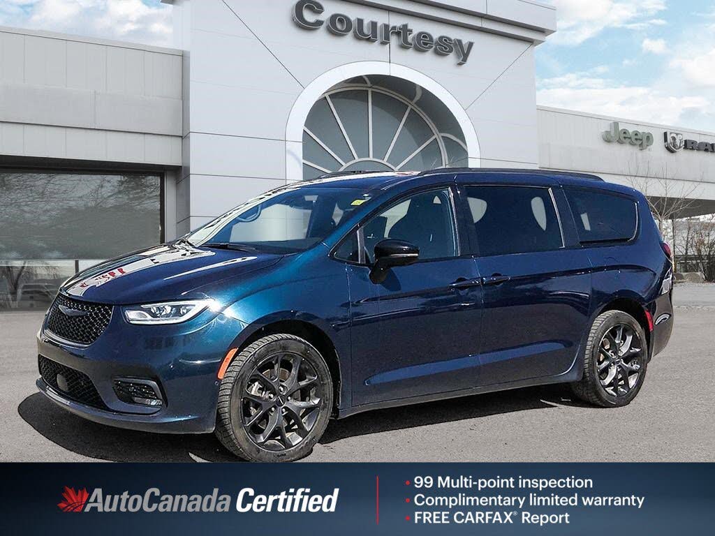 2023 Chrysler Pacifica Limited AWD