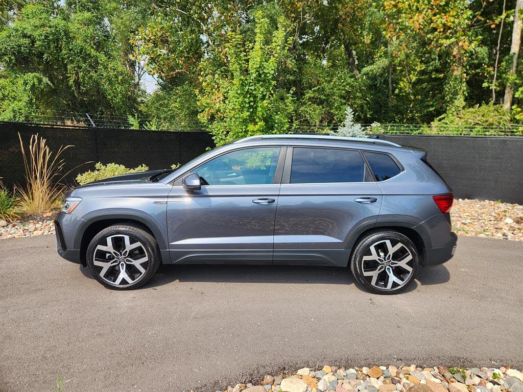 2022 Volkswagen Taos SEL 4Motion