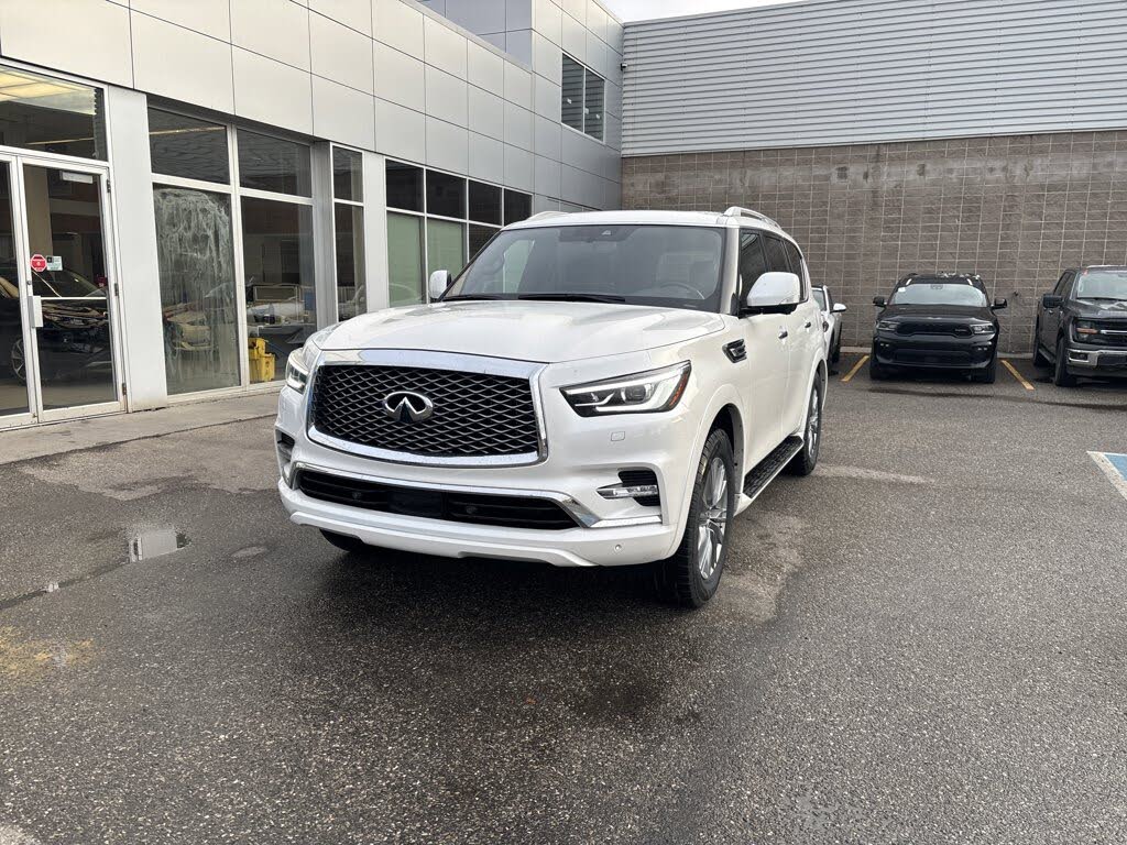 2024 INFINITI QX80 Luxe 4WD