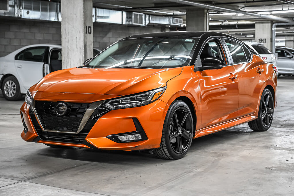 2022 Nissan Sentra SR FWD