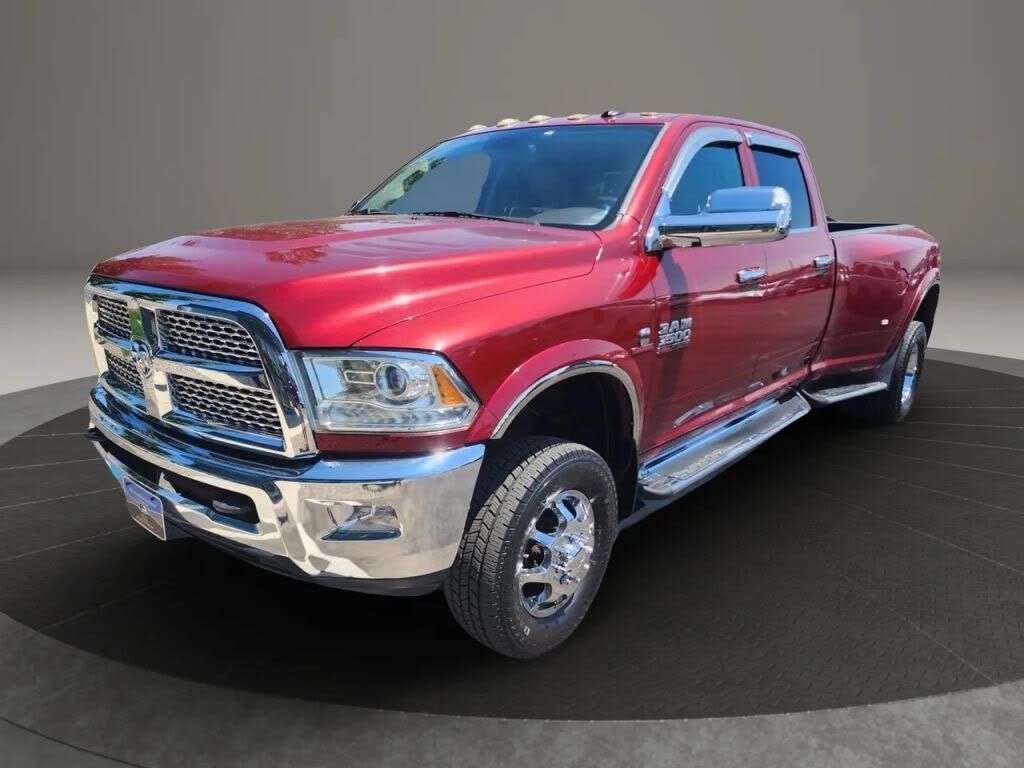 2015 RAM 3500 Laramie Crew Cab LB DRW 4WD