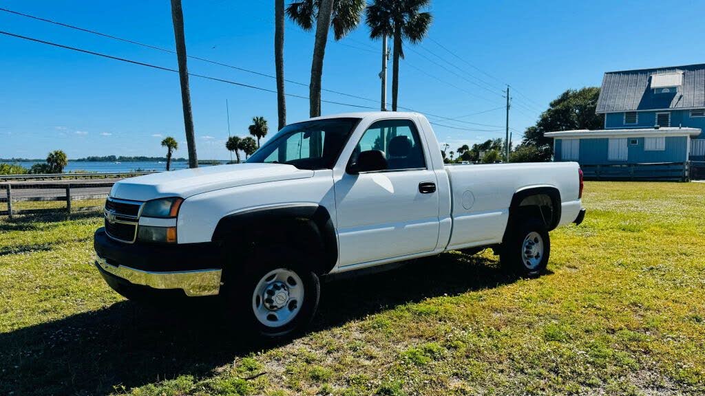 2007 Chevrolet Silverado Classic 2500HD LS LB RWD