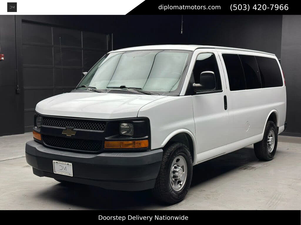 2017 Chevrolet Express 2500 LS RWD