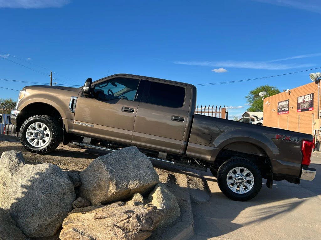 2017 Ford F-350 Super Duty XLT Crew Cab 4WD