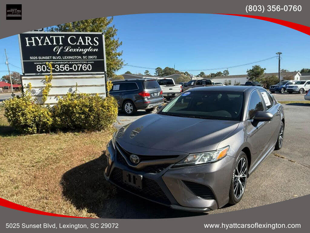 2019 Toyota Camry SE FWD