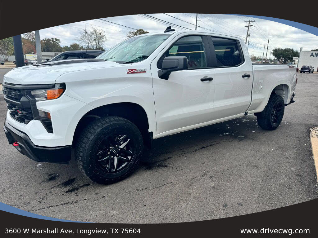 2023 Chevrolet Silverado 1500 Custom Trail Boss Crew Cab 4WD