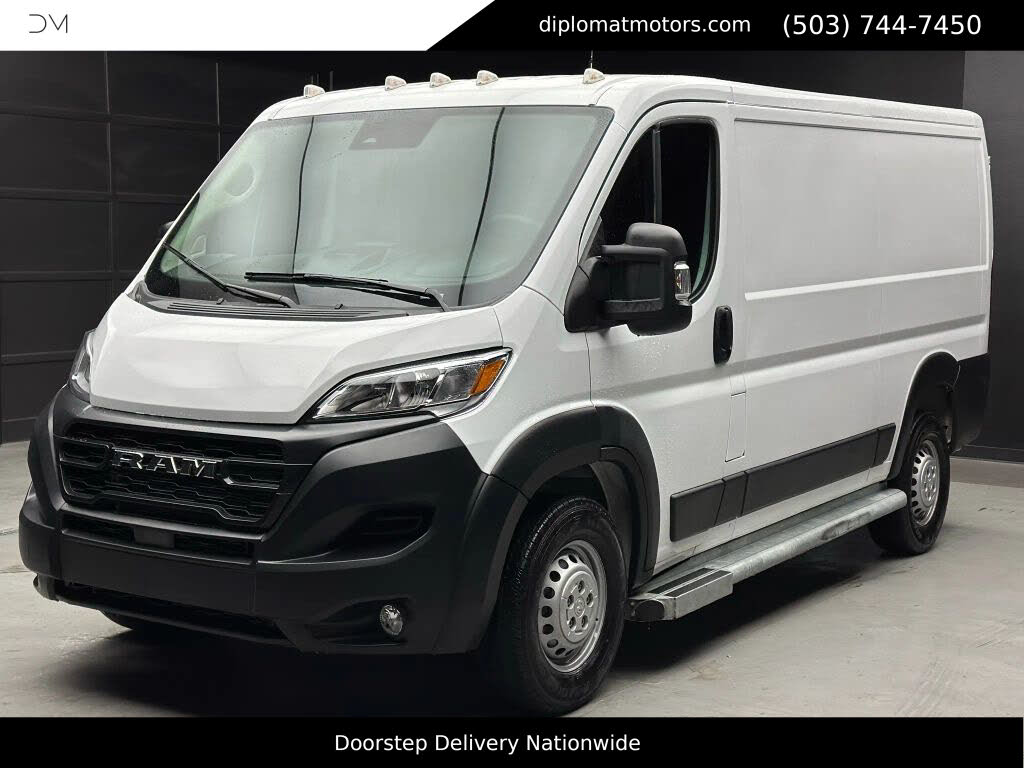 2025 RAM ProMaster 2500 Tradesman 136 Low Roof Cargo Van FWD