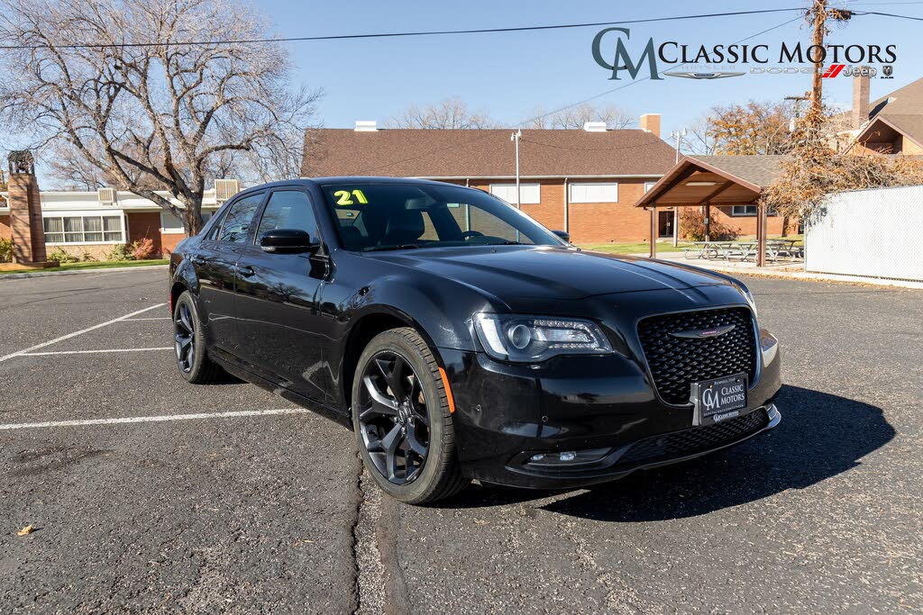 2021 Chrysler 300 S V6 RWD