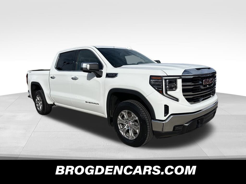 2024 GMC Sierra 1500 SLT Crew Cab 4WD