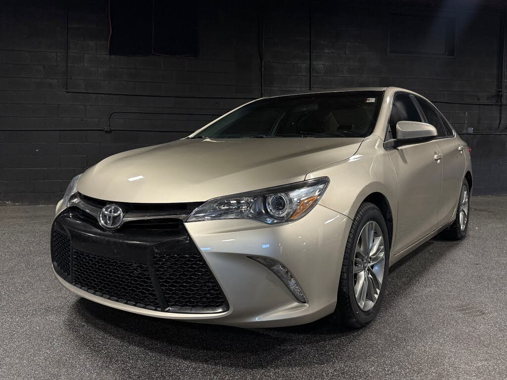 2015 Toyota Camry SE