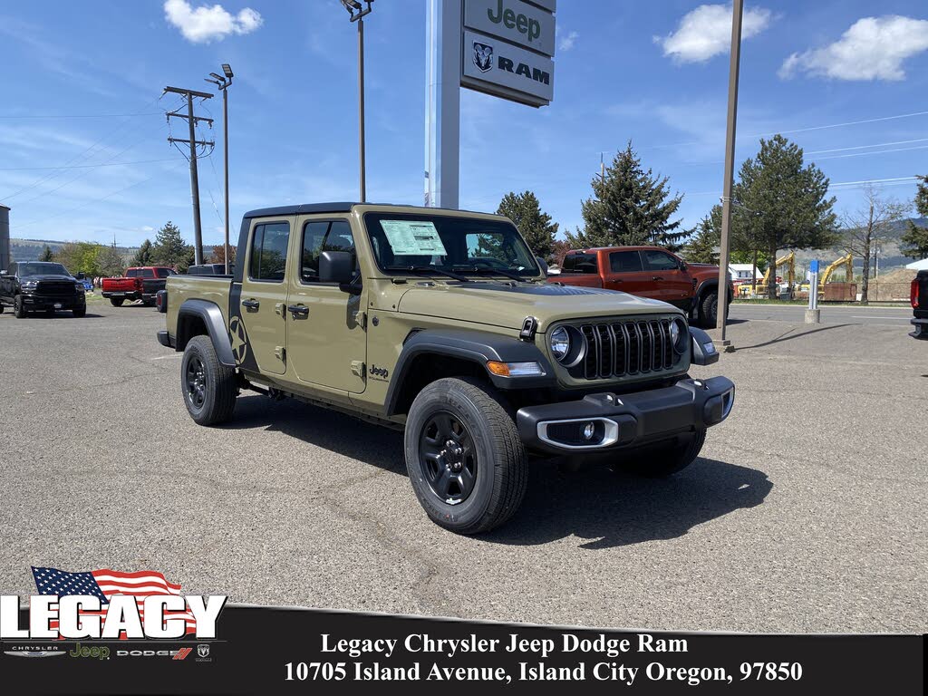 2025 Jeep Gladiator Sport Crew Cab 4WD