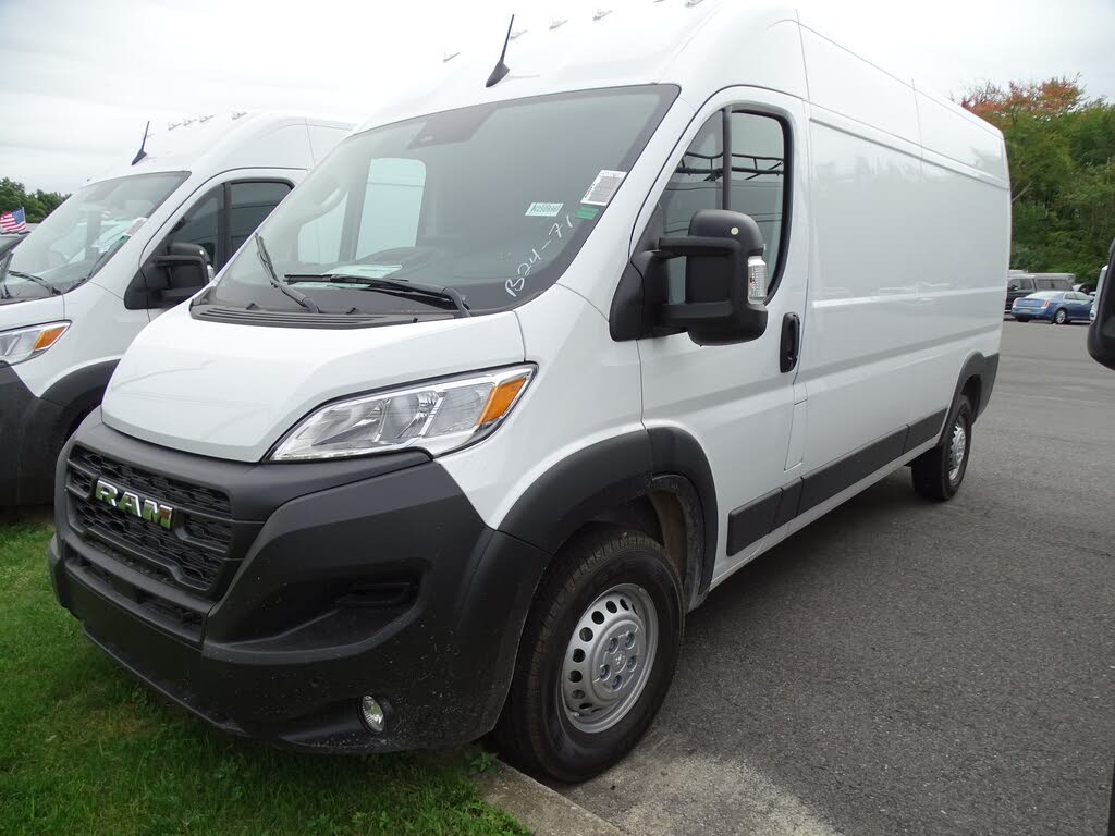 2025 RAM ProMaster 2500 Tradesman 159 High Roof Cargo Van FWD