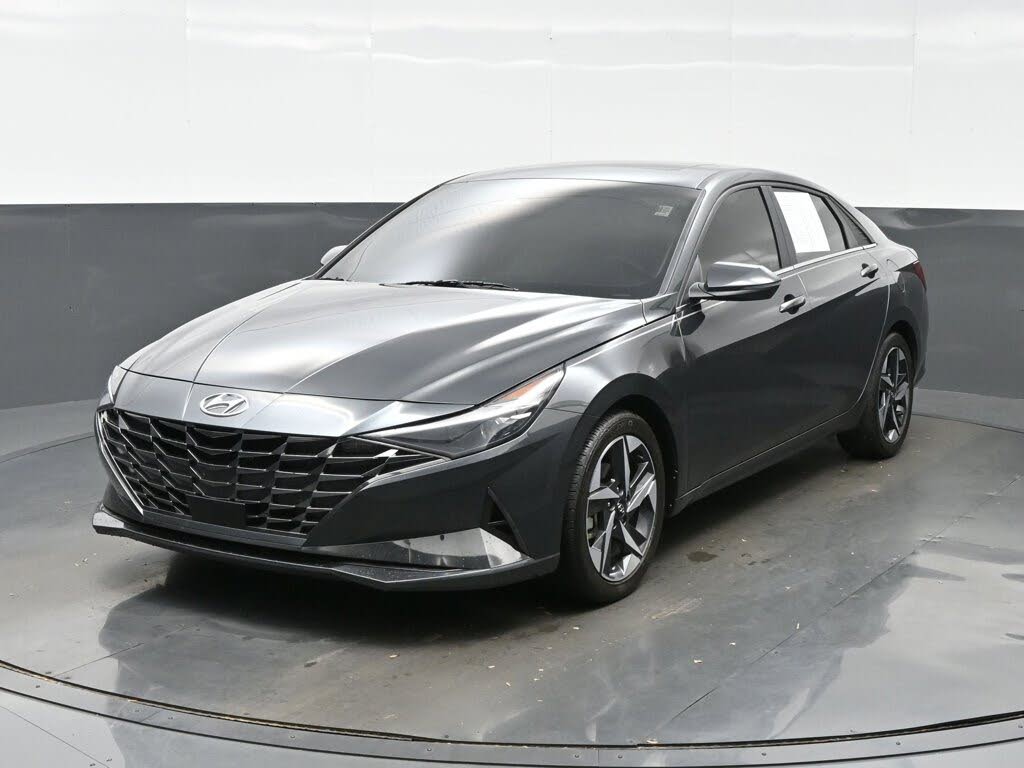 2023 Hyundai Elantra Limited FWD
