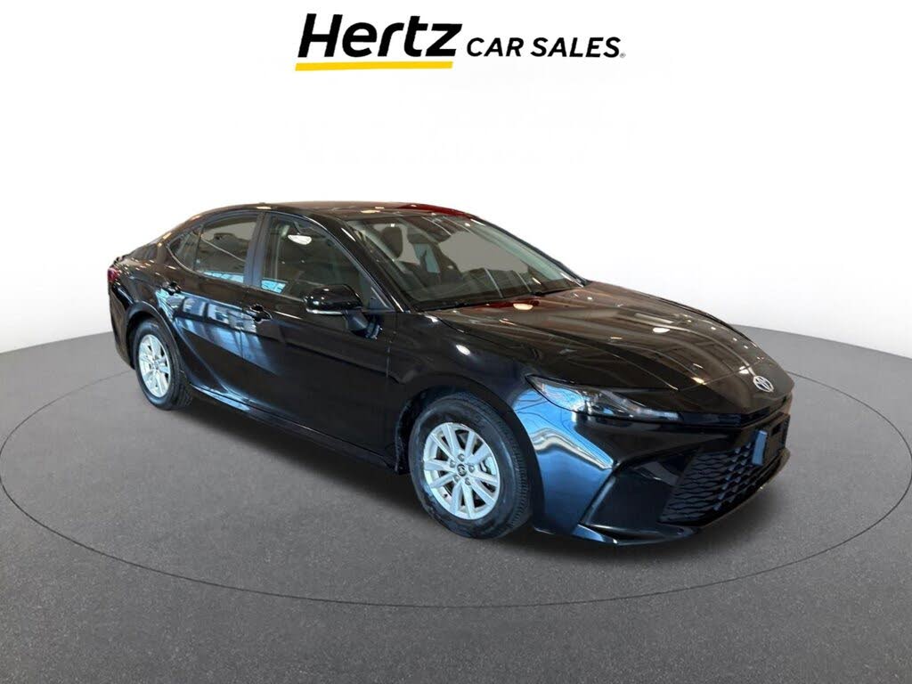 2025 Toyota Camry LE FWD