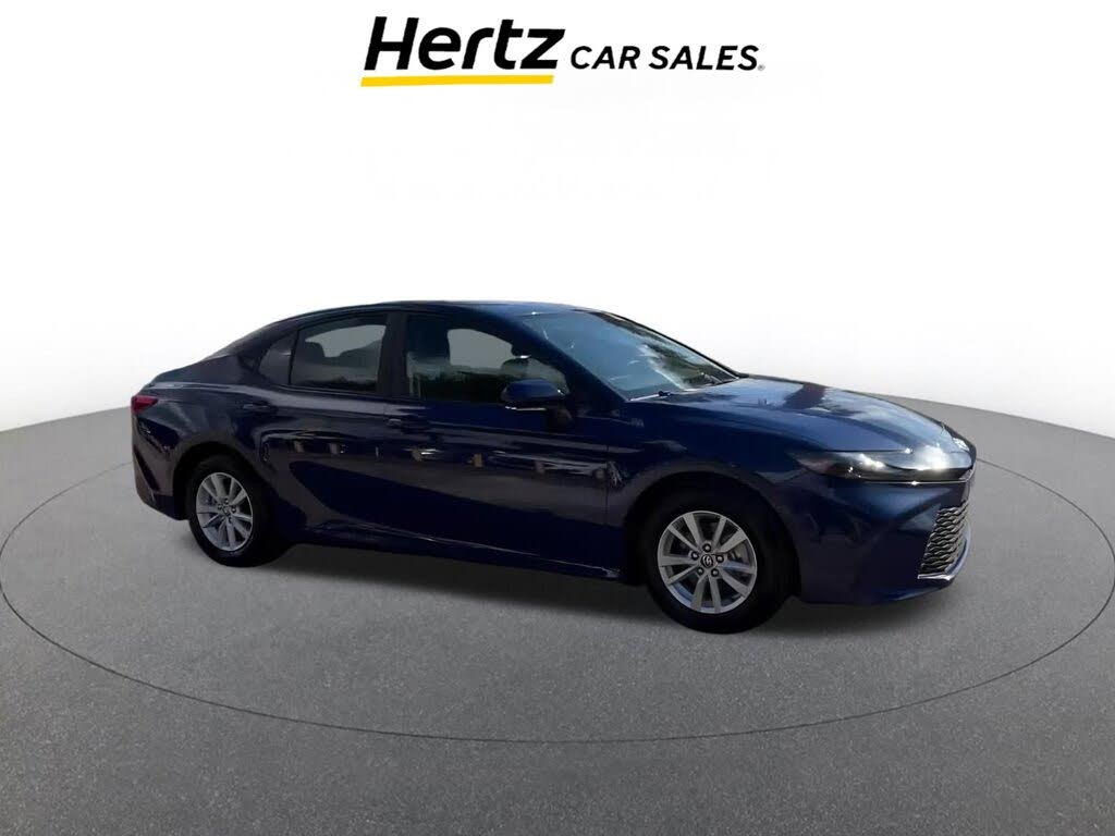 2025 Toyota Camry LE FWD