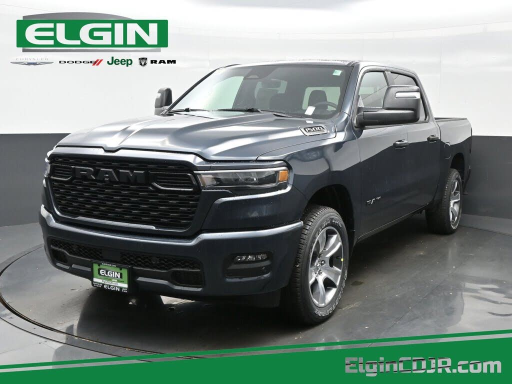 2026 RAM 1500 Express Crew Cab 4WD