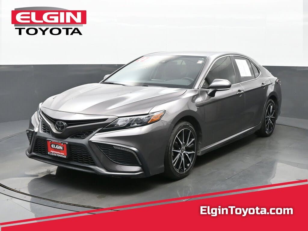 2022 Toyota Camry SE FWD