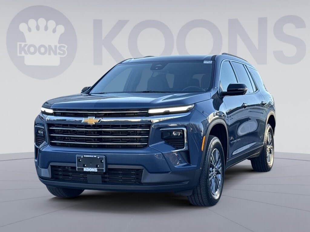 2024 Chevrolet Traverse LT FWD