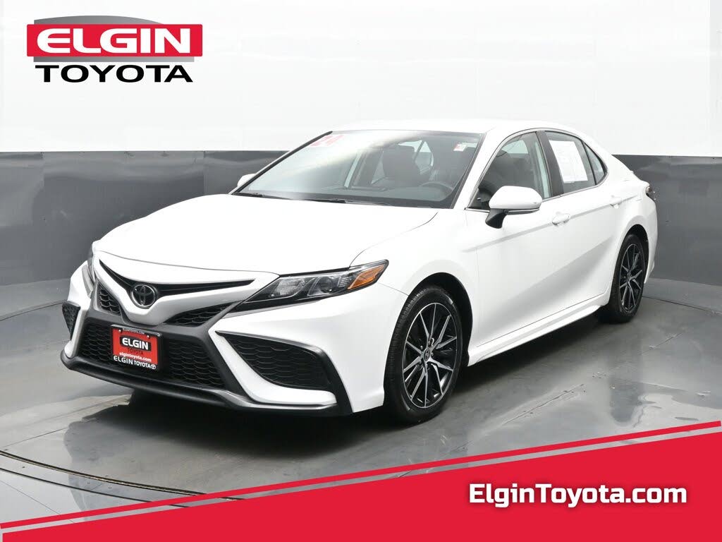 2024 Toyota Camry SE FWD